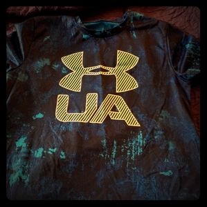 Under Armour boys xl shirt